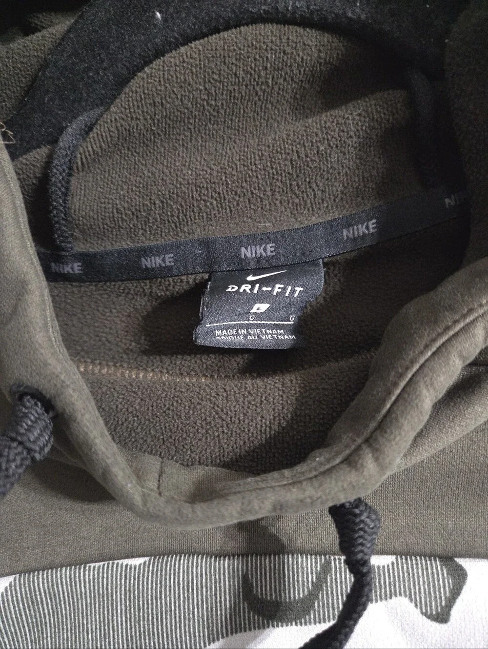 Nike Men's Olive Green Graphic  Dri-Fit Hoodie with Black Drawstrings.  L